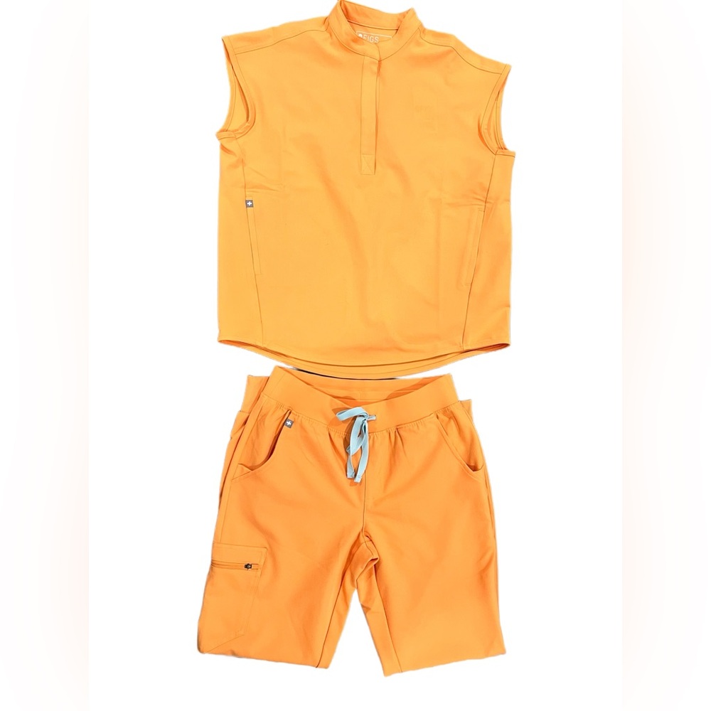 Figs Scrub Top and Scrub Pants set.